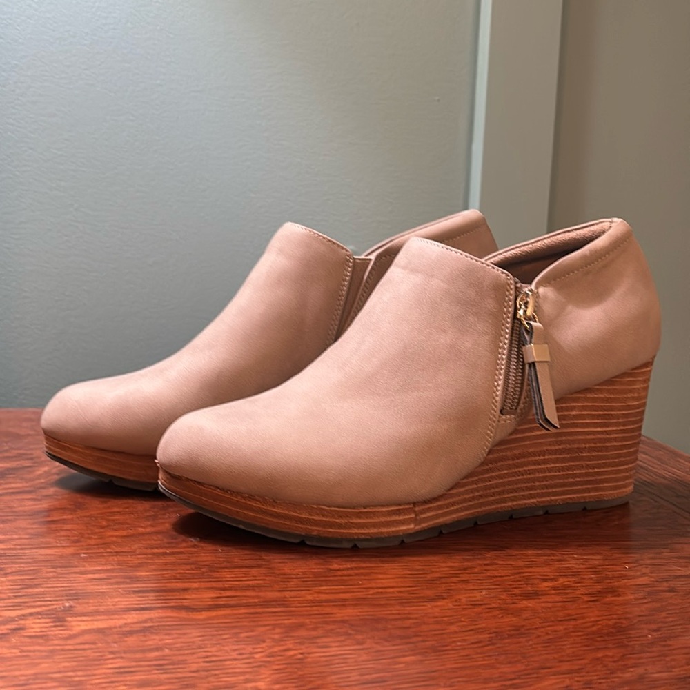 Taupe suede ankle boots, worn twice